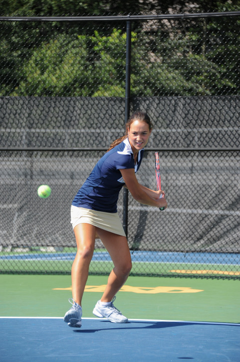 Freshman Quinn Gleason battles to a three-set victory
