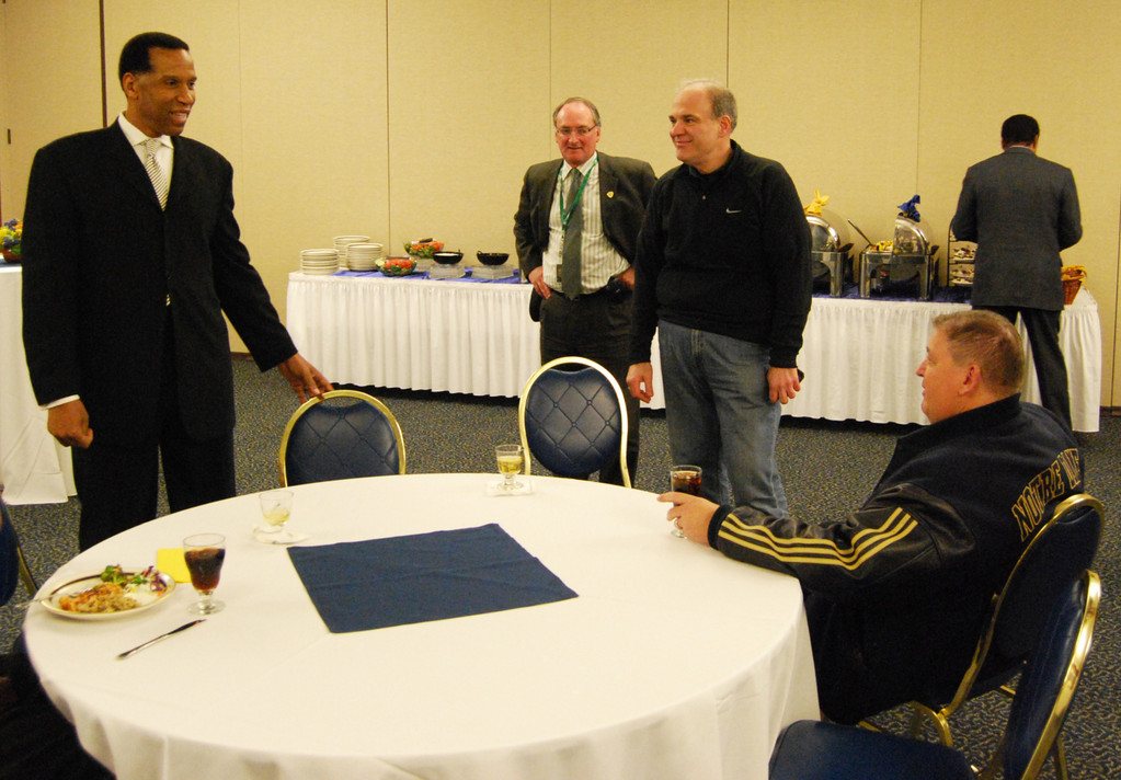 Hall of Famer Returns to Notre Dame