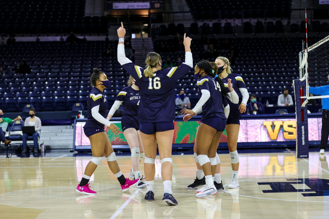 Notre Dame Fighting Irish - Official Athletics Website