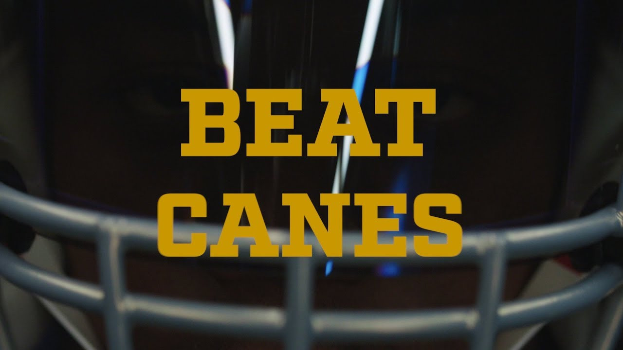 @NDFootball | Go Irish, Beat Canes. (2017)