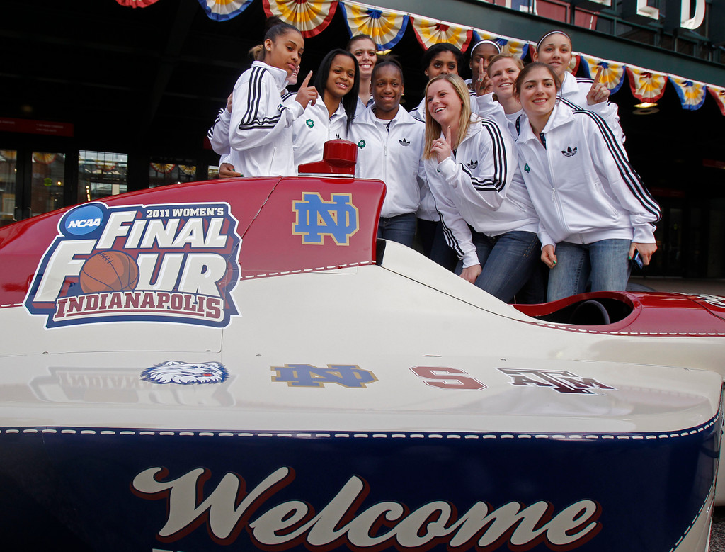 Irish Arrive at the Women's Final Four (AP)