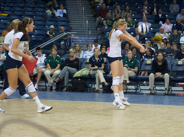 Irish Sweep Lipscomb, 3-0