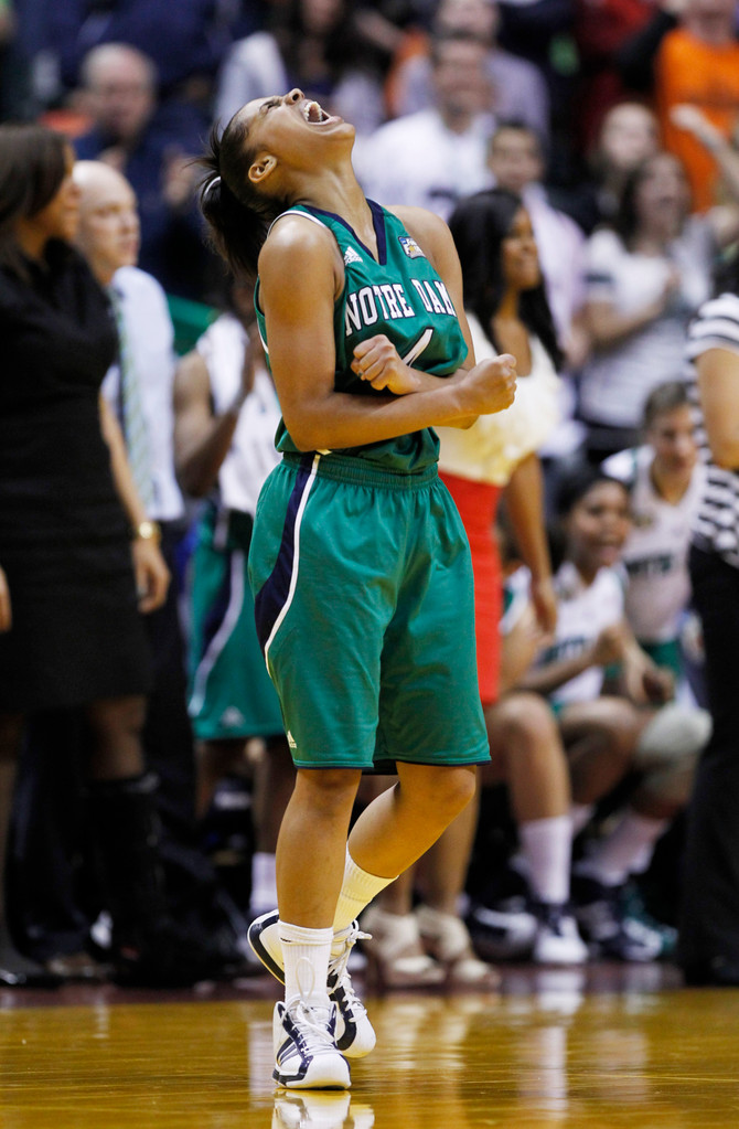 Irish Advance to Final, Topple Top-Ranked UConn 72-63 (AP)