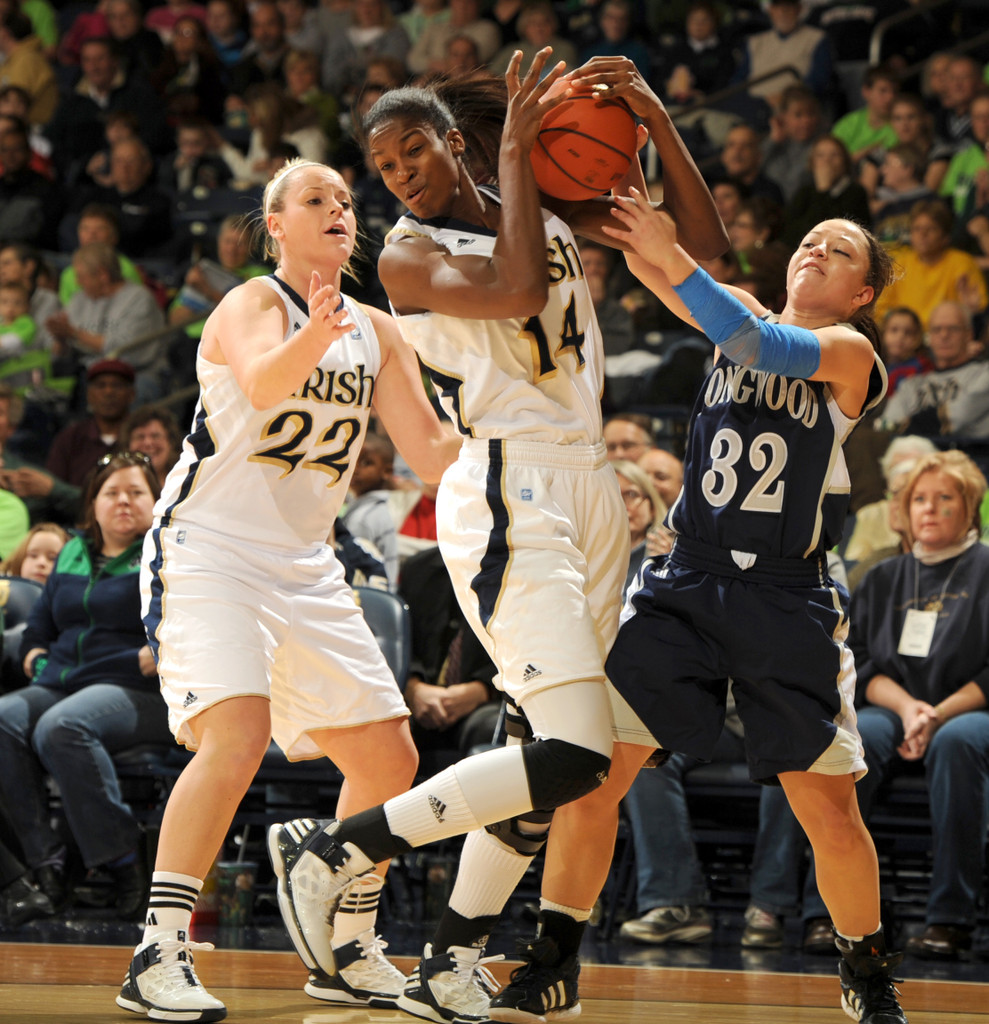 Irish Race Past Longwood, 92-26 (AP)