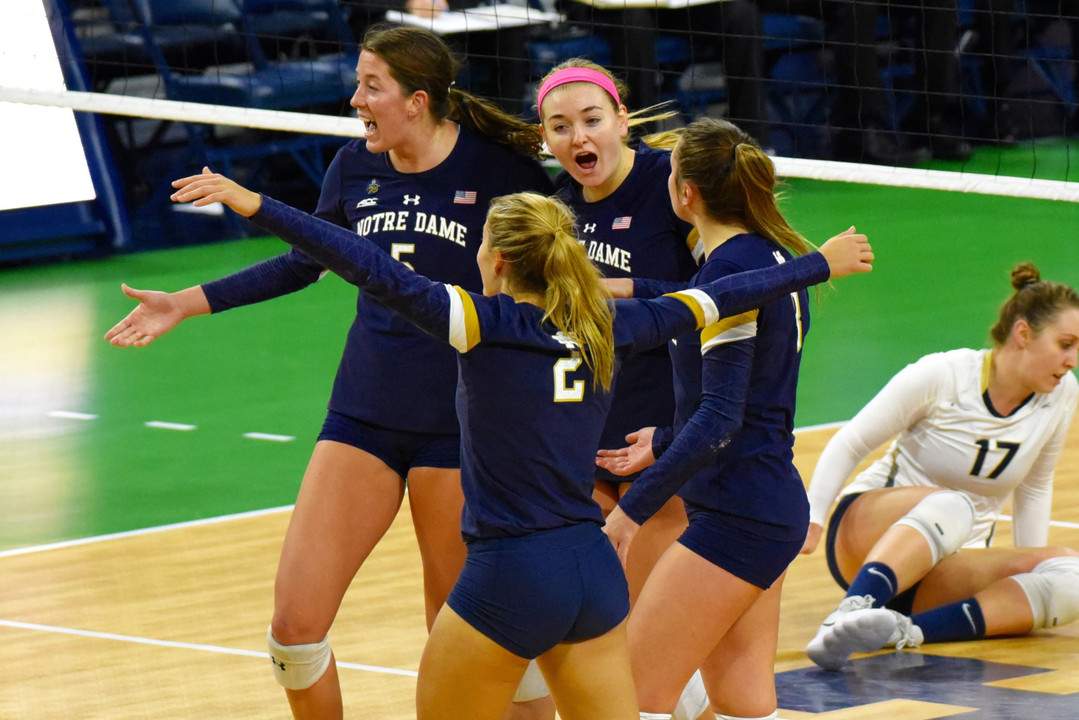 Notre Dame Fighting Irish - Official Athletics Website