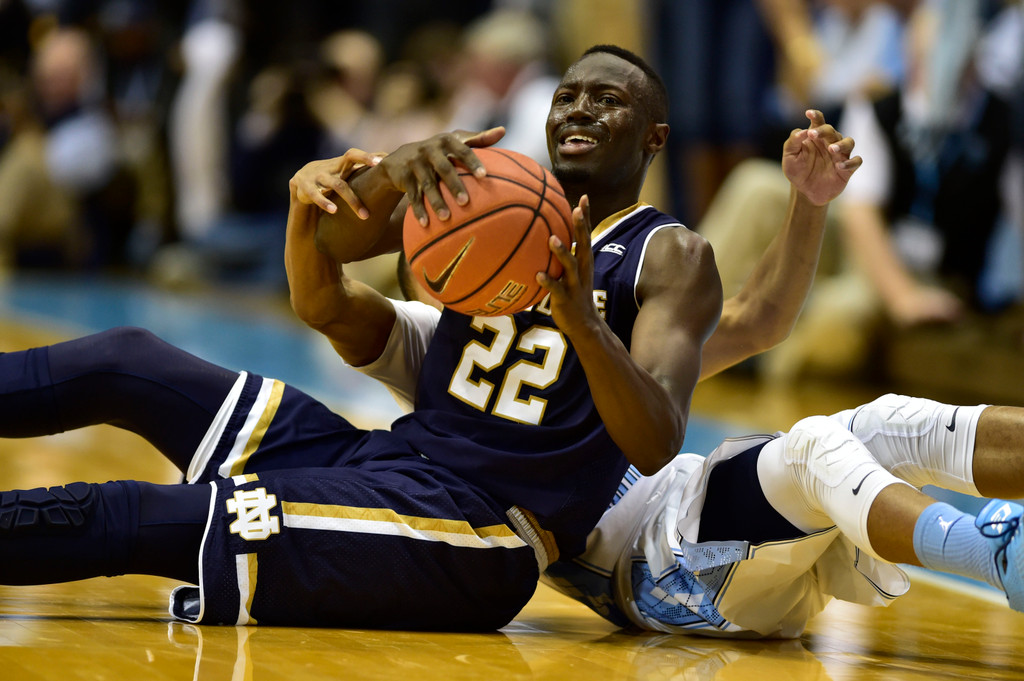 No. 13 Notre Dame ve. No. 18 UNC