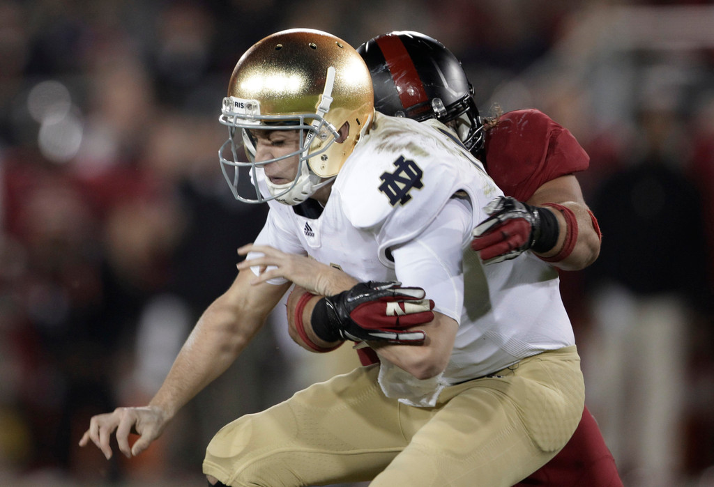 No. 22 Notre Dame Struggles, Falls to No. 4 Stanford 28-14 (AP)