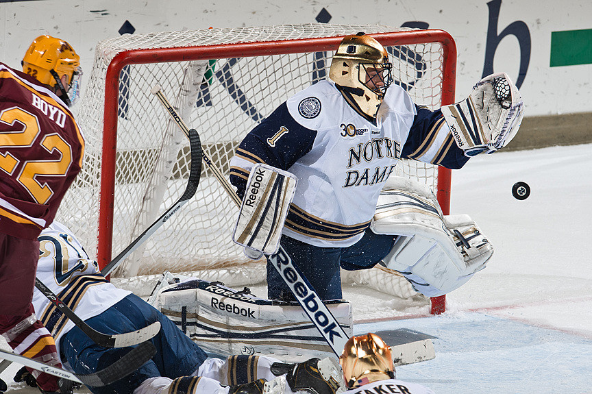 Steven Summerhays had a season-high 31 saves in the 4-1 win over Minnesota.