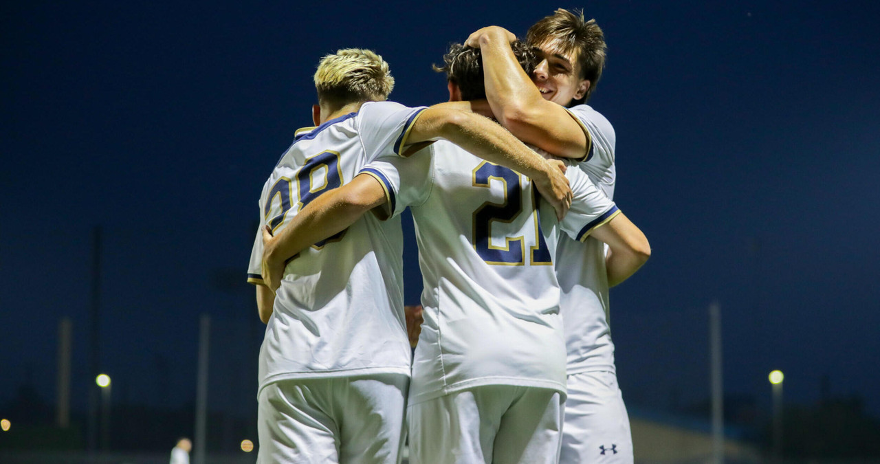 Notre Dame Fighting Irish - Official Athletics Website