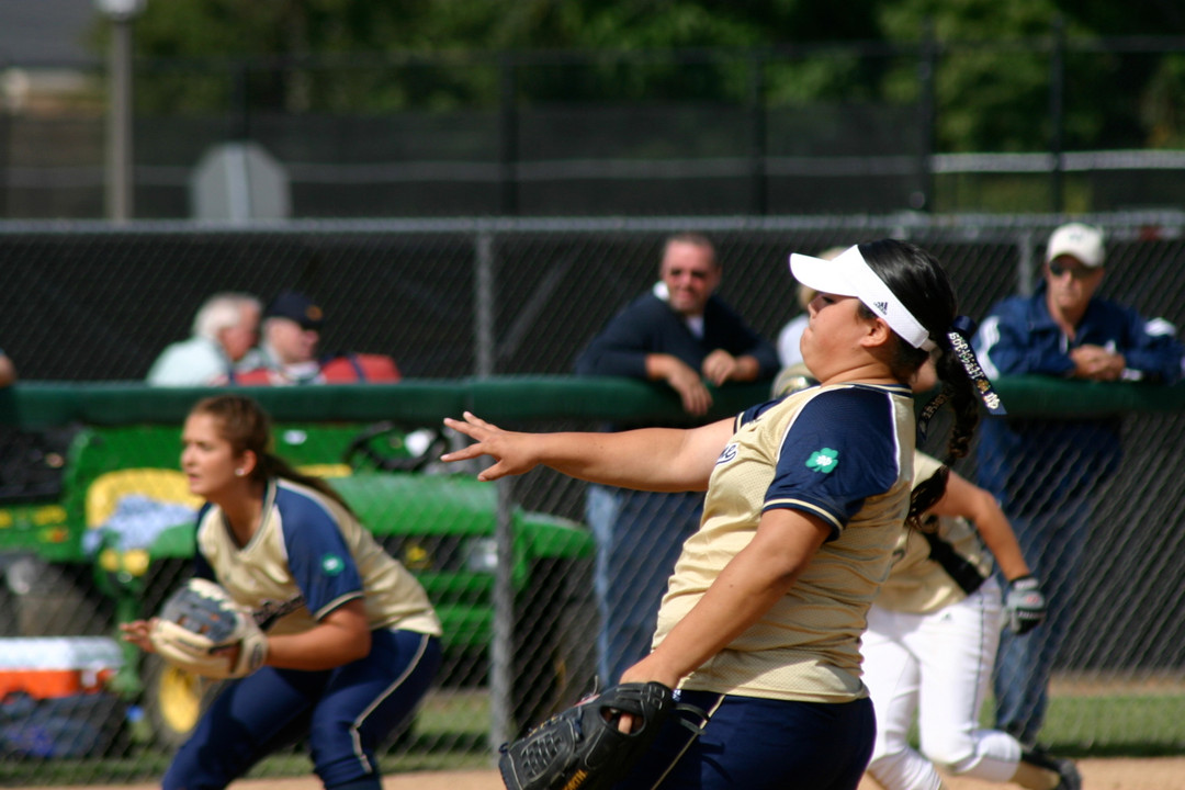 Notre Dame split with DePaul during its opening conference weekend.