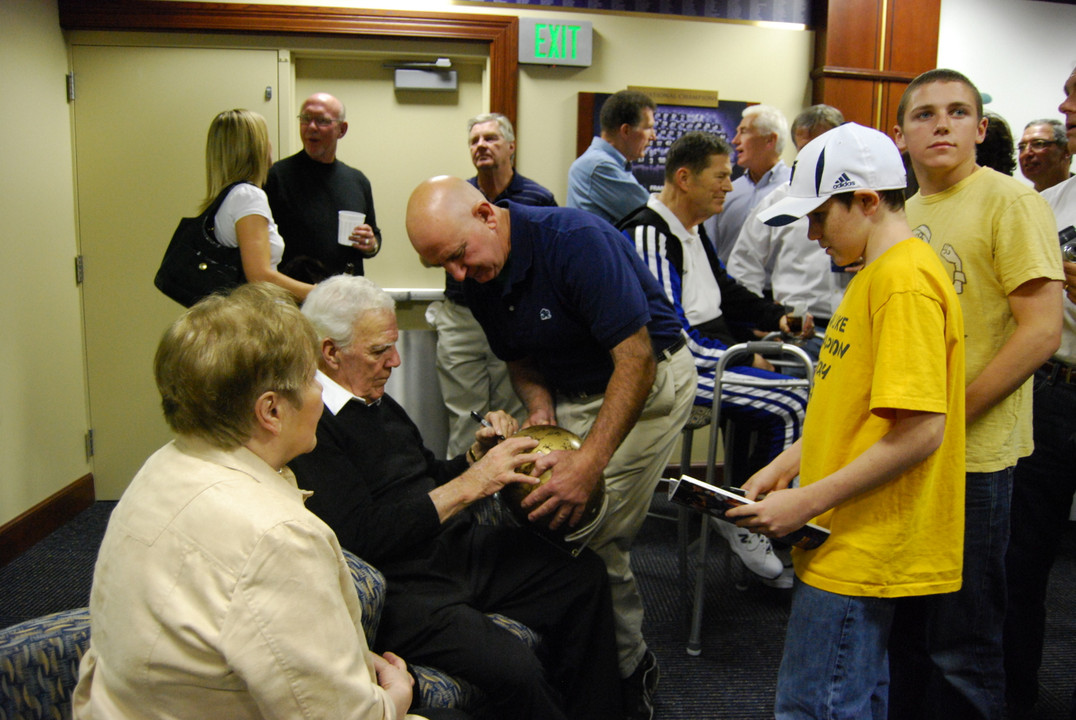 Legendary Irish football coach Ara Parseghian stopped by the Friday football reception to greet members of his 1970 team.