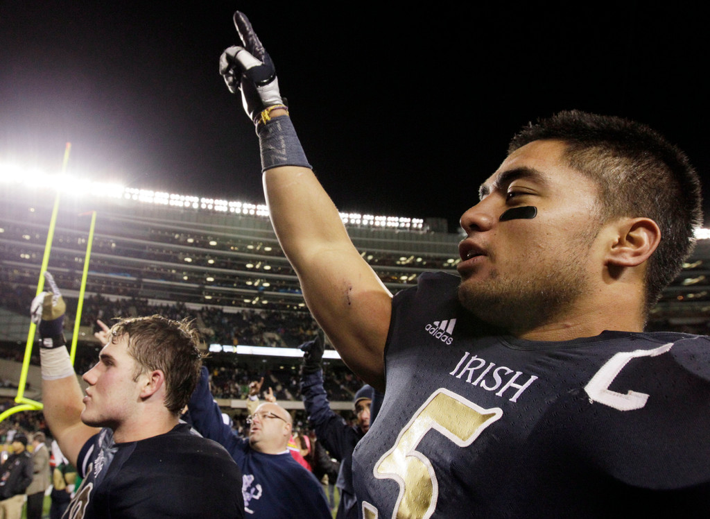 No. 9 Irish Remain Undefeated, Overpower Miami 41-3 (AP)