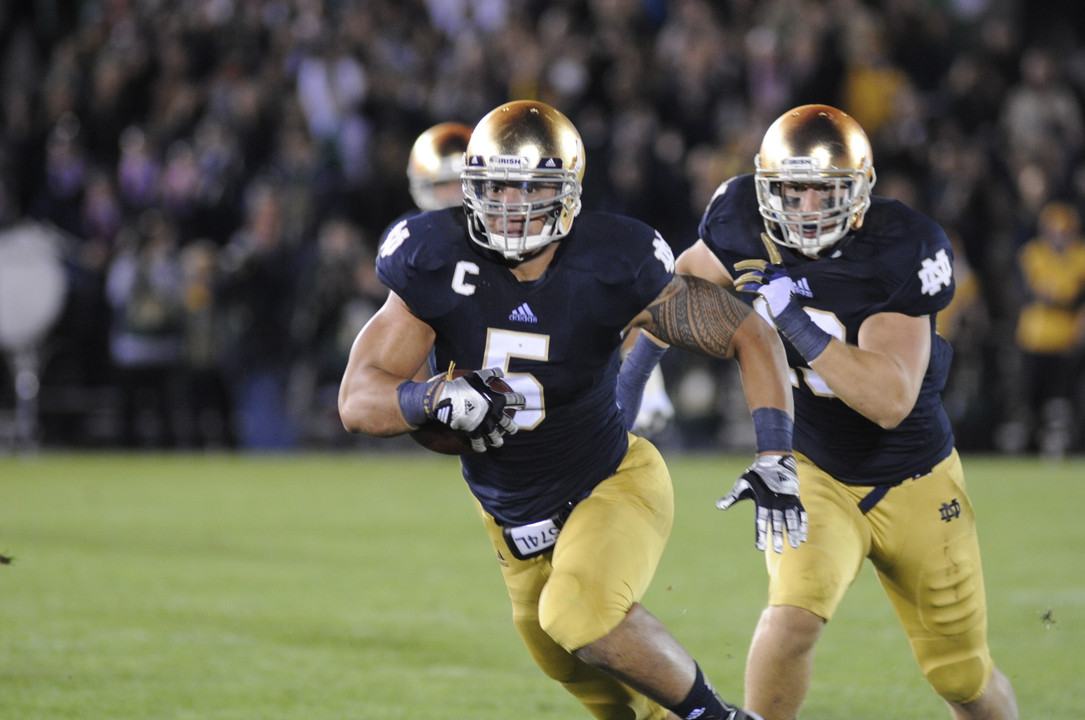 Manti Te'o became the 17th Notre Dame football player to be named a National Scholar-Athlete by the National Football Foundation
