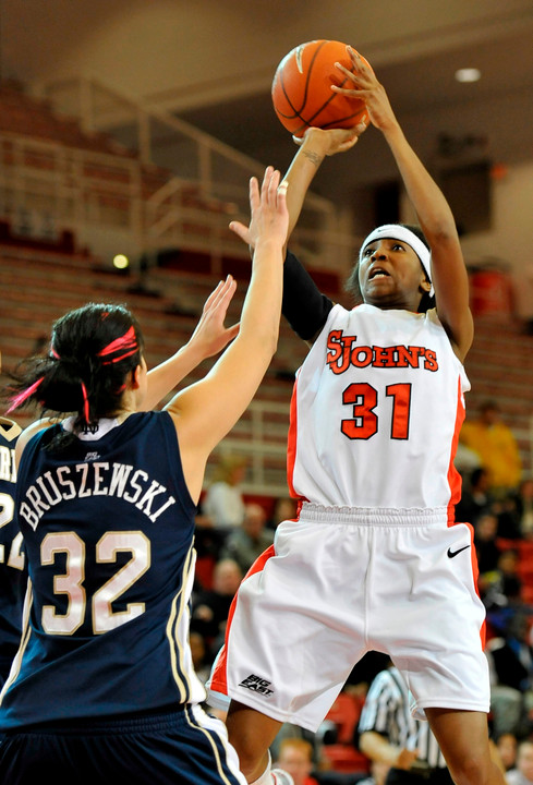 #4 Irish Tripped Up By #22 St. John's, 76-71 (AP)