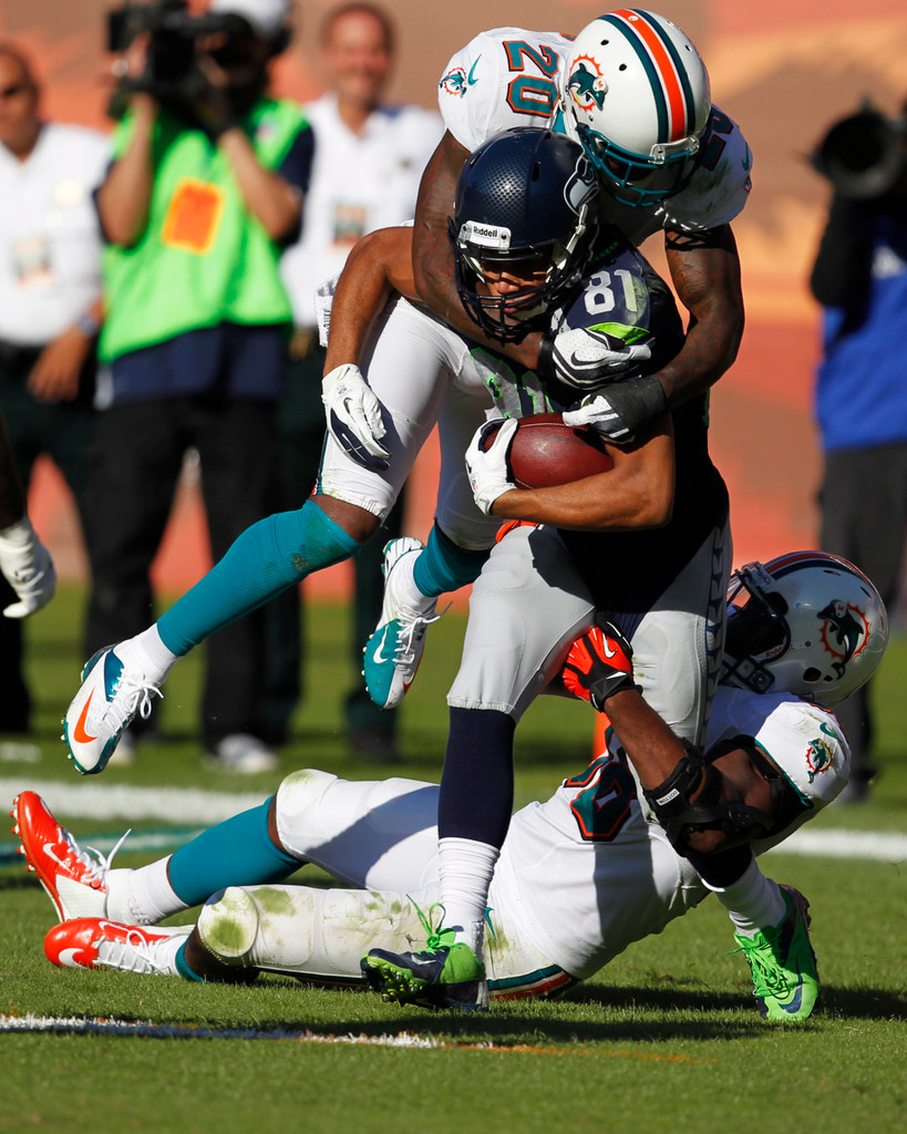 Former Irish Players in the NFL - 2012 (AP)
