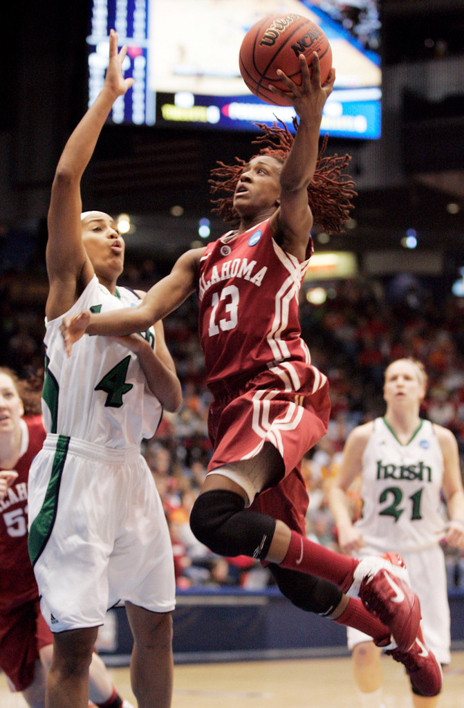 #9/7 Irish Proceed to Regional Finals, Triumph Over Oklahoma, 78-53 (AP)
