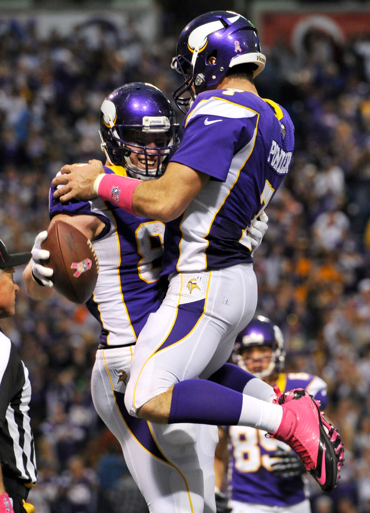 Former Irish Players in the NFL - 2012 (AP)
