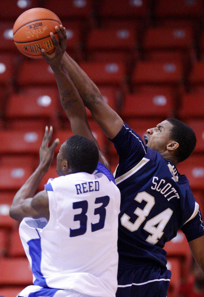 No. 23 Irish Take Care of Billikens, 64-52 (AP)