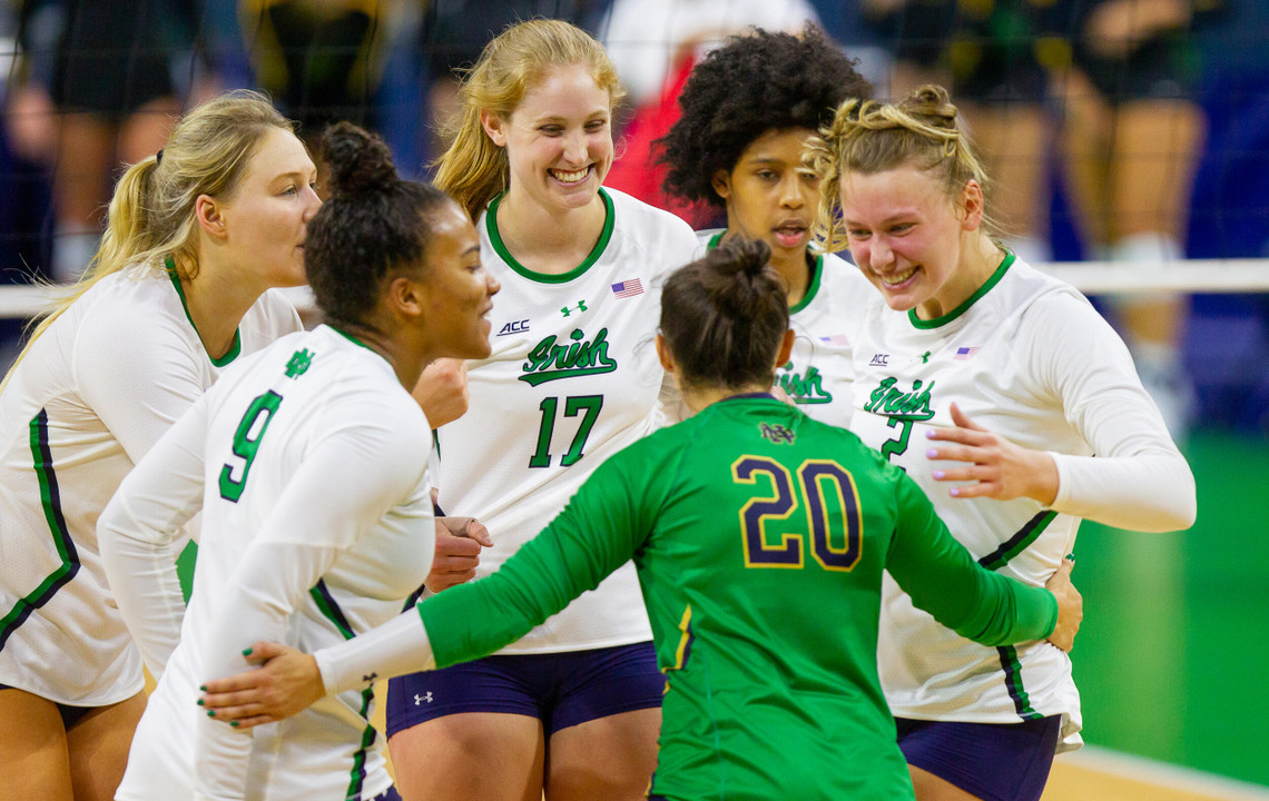 Notre Dame Fighting Irish - Official Athletics Website