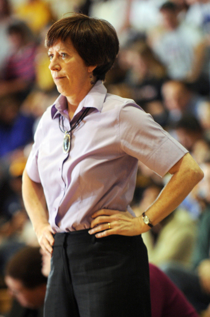#8 Irish Defeat Crusaders, 63-55 (AP)