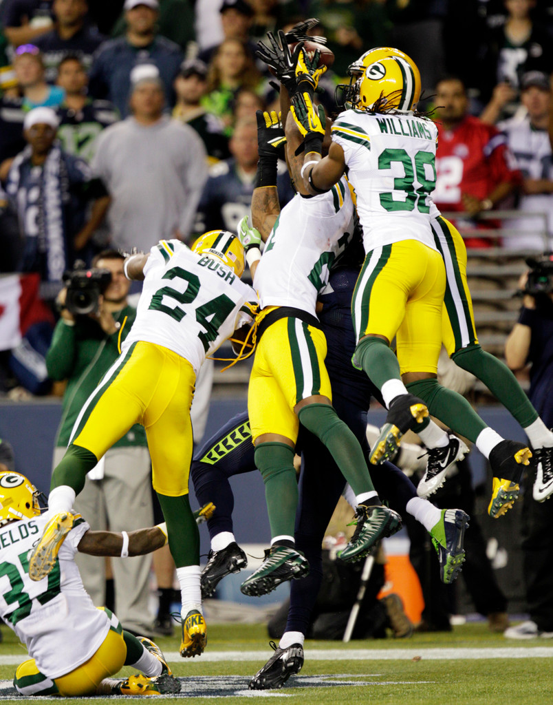 Former Irish Players in the NFL - 2012 (AP)