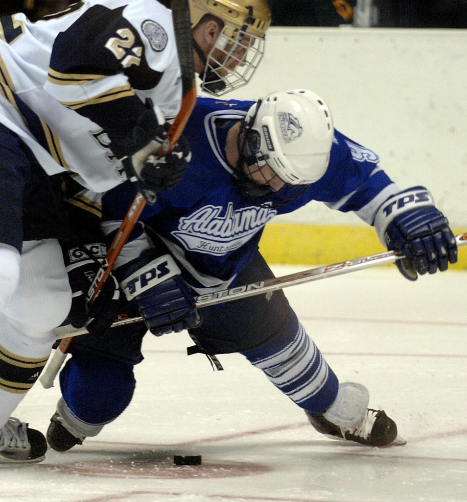 NCAA First Round - Notre Dame 3, Alabama-Huntsville 2 (2 OT)