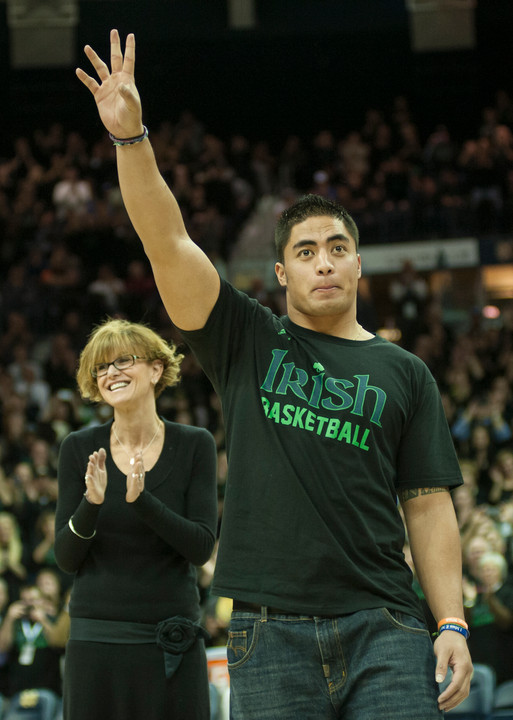 Senior linebacker Manti Te'o.