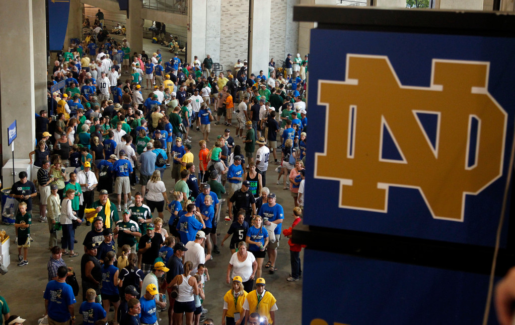 No. 16 Irish Drop Season Opener To USF, 23-20 (AP)