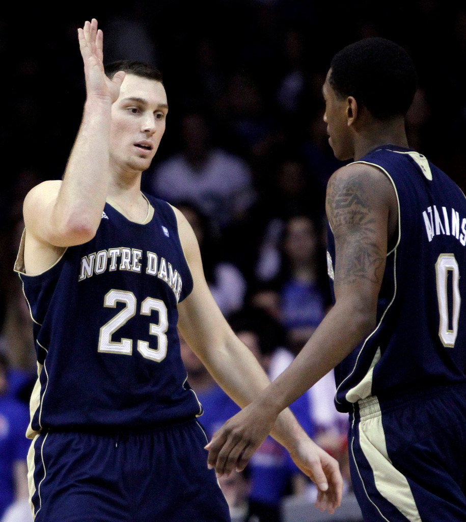No. 9 Irish Rout DePaul, 83-58 (AP)