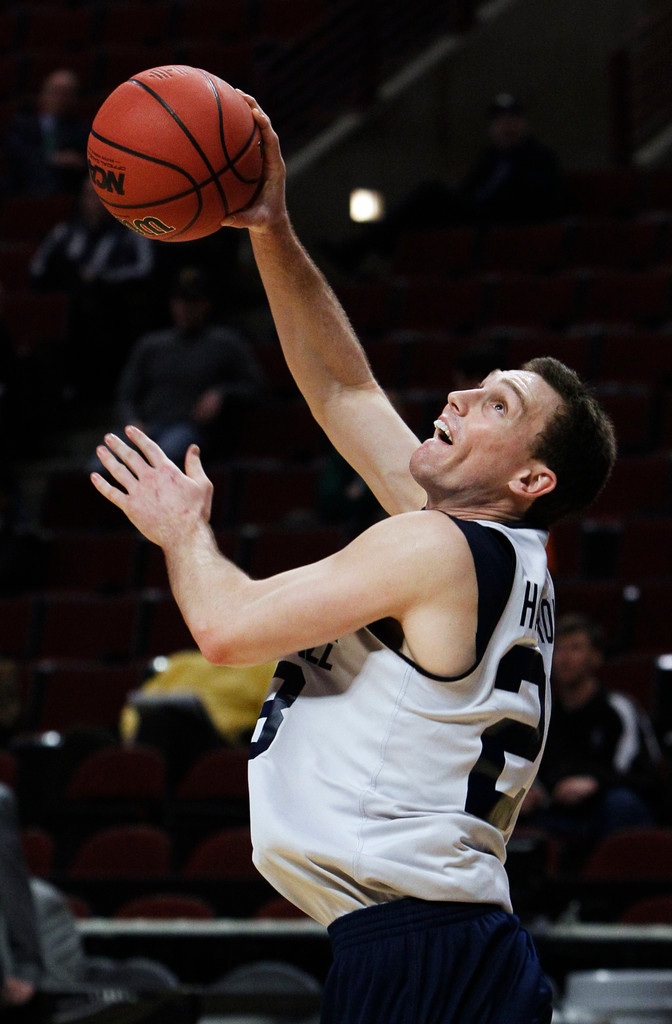 NCAA Second Round Practice (AP)