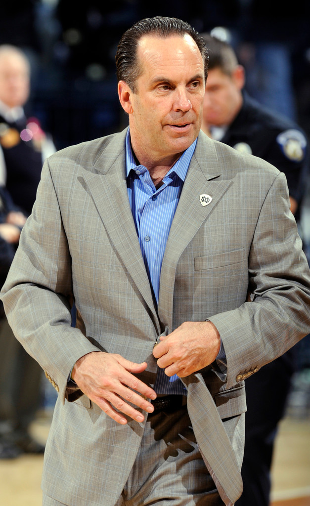 No. 25 Notre Dame Overpowers Cincinnati, 62-41 (AP)