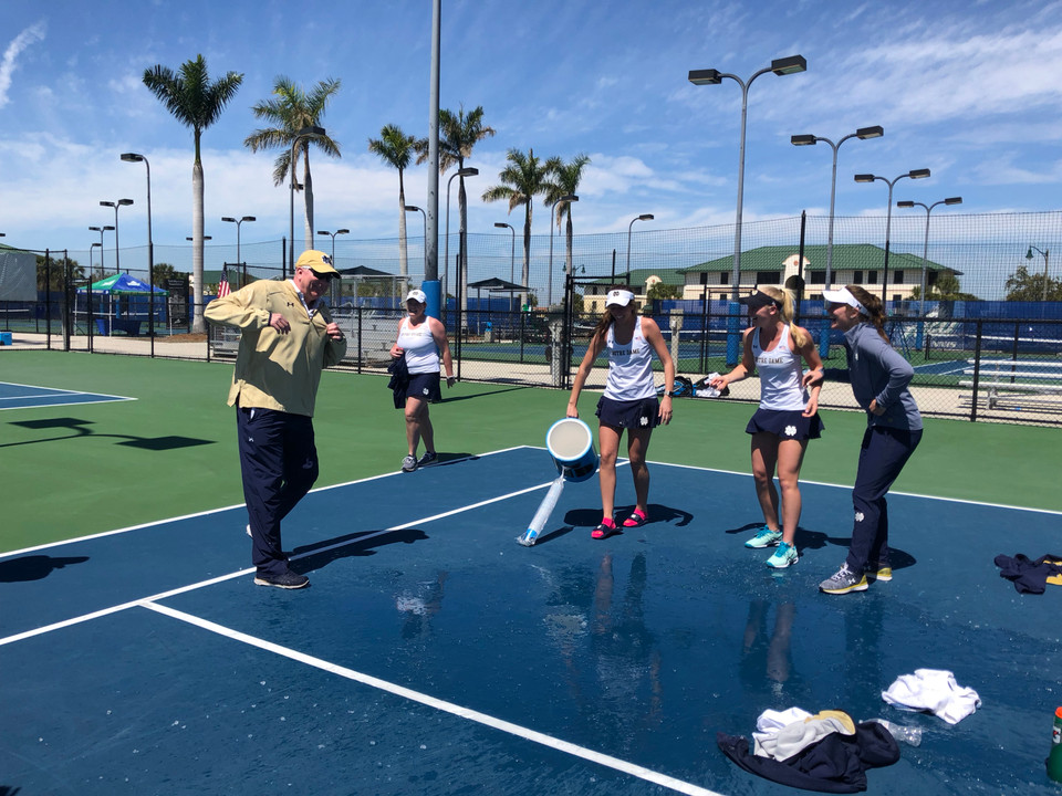 Notre Dame Fighting Irish - Official Athletics Website