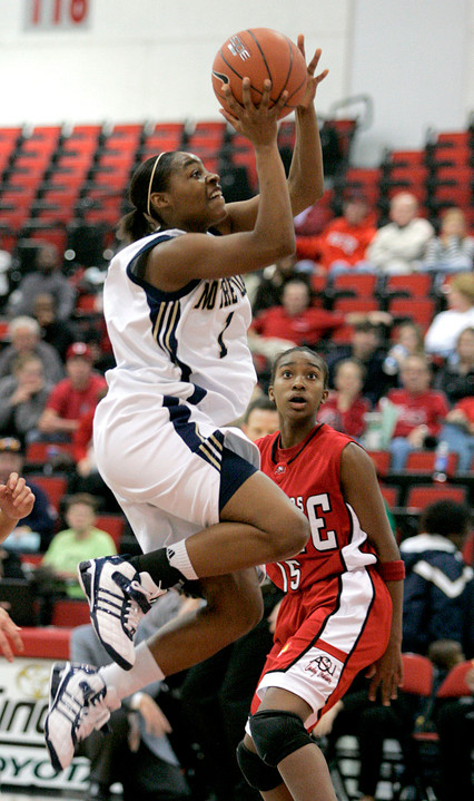 Junior guard Tulyah Gaines is averaging 5.6 assists with a 4.0 assist/turnover ratio in Notre Dame's last five games.
