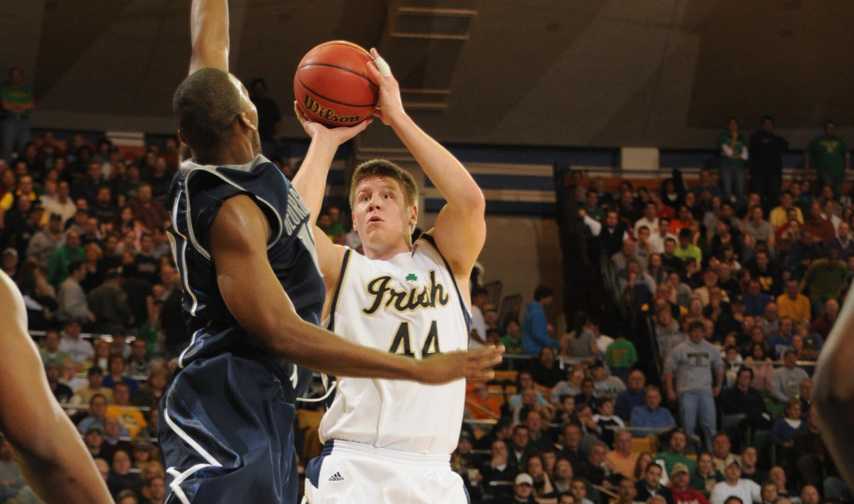 Luke Harangody Georgetown 2009
