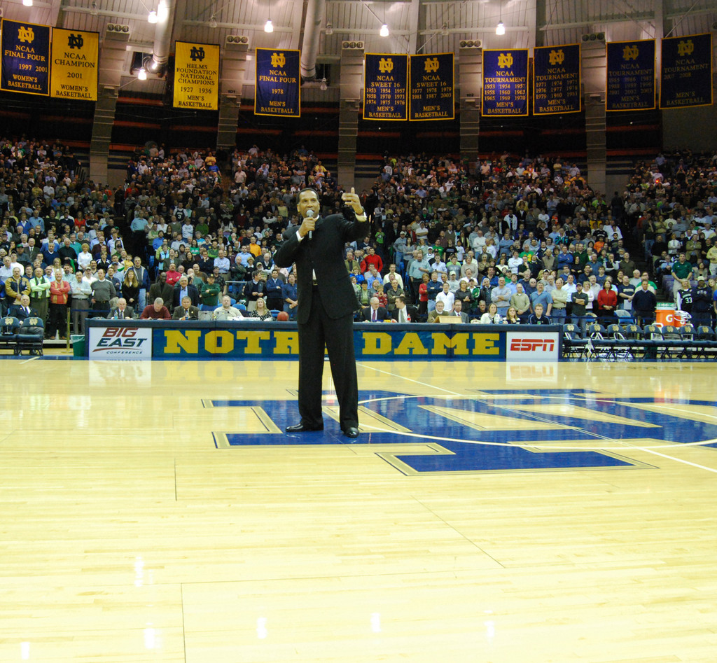 Hall of Famer Returns to Notre Dame