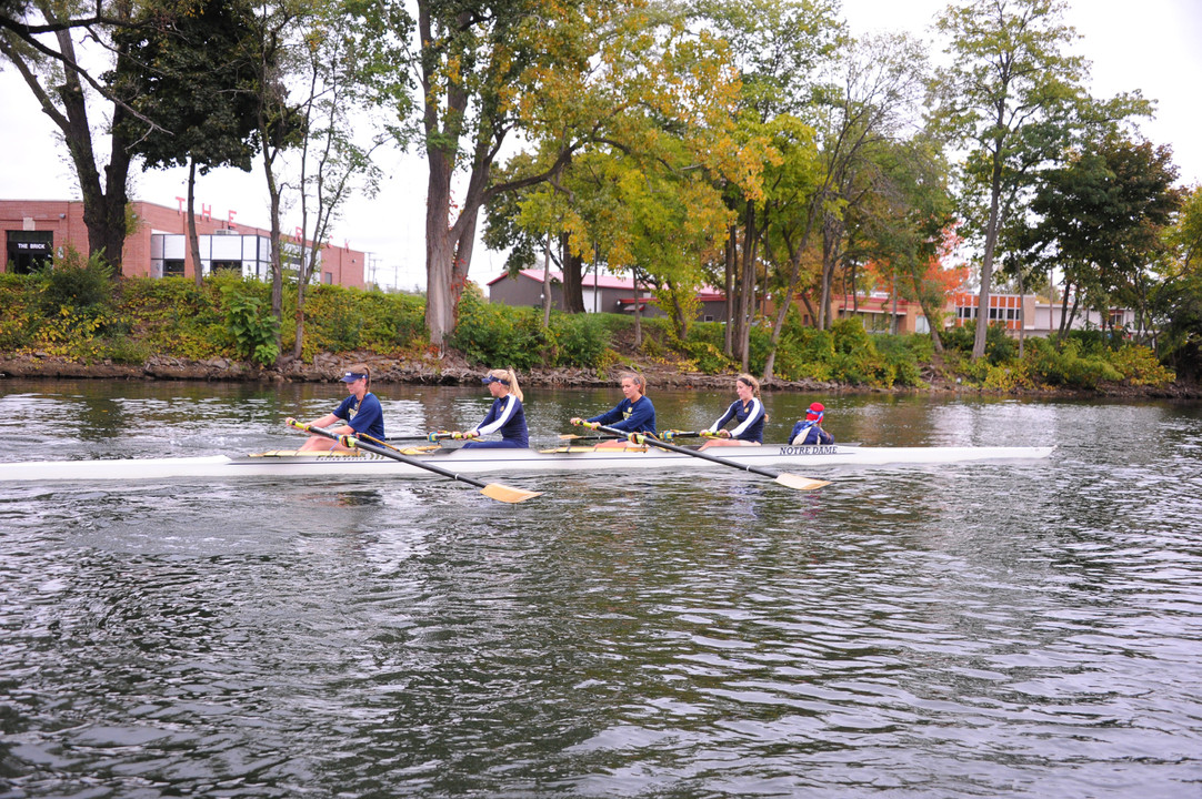 Three Irish crews picked up race victories in season's first day of racing in Oak Ridge