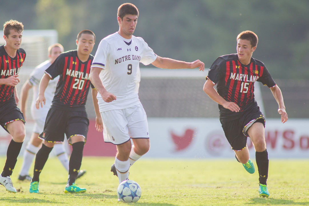 Sophomore forward Jeffrey Farina