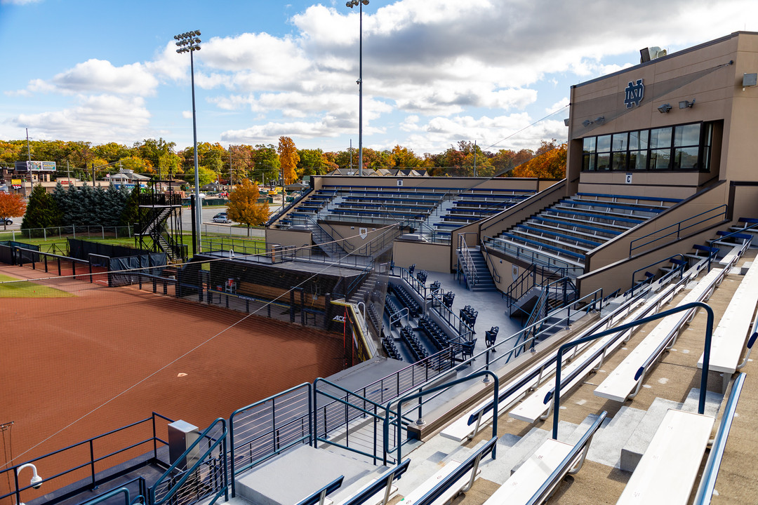 Notre Dame Fighting Irish - Official Athletics Website