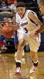 Ashley Barlow posted back-to-back double-doubles against the Kentucky All-Stars.