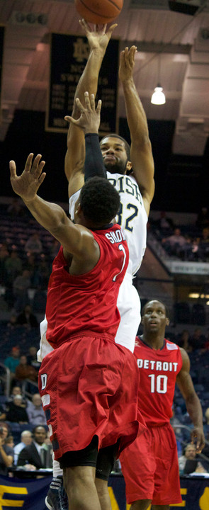 Junior guard Joey Brooks posted career-high marks in points (13) and rebounds (9) against Detroit on Monday.