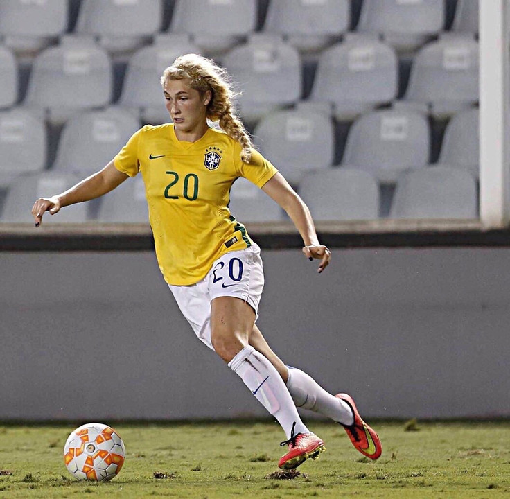 Rated a five-star prospect by Top Drawer Soccer, Jennifer Westendorf will join the Irish women's soccer program as a January enrollee.