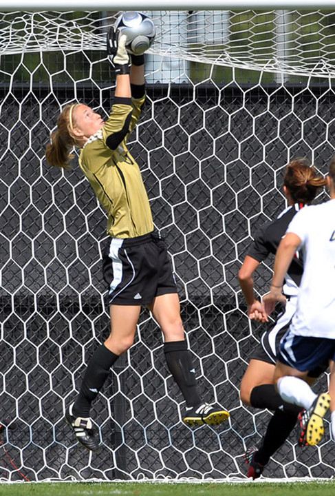 Senior goalkeeper Kelsey Lysander has a 34-3-0 record and an 0.70 goals-against average in 51 career games (39 starts) at Notre Dame