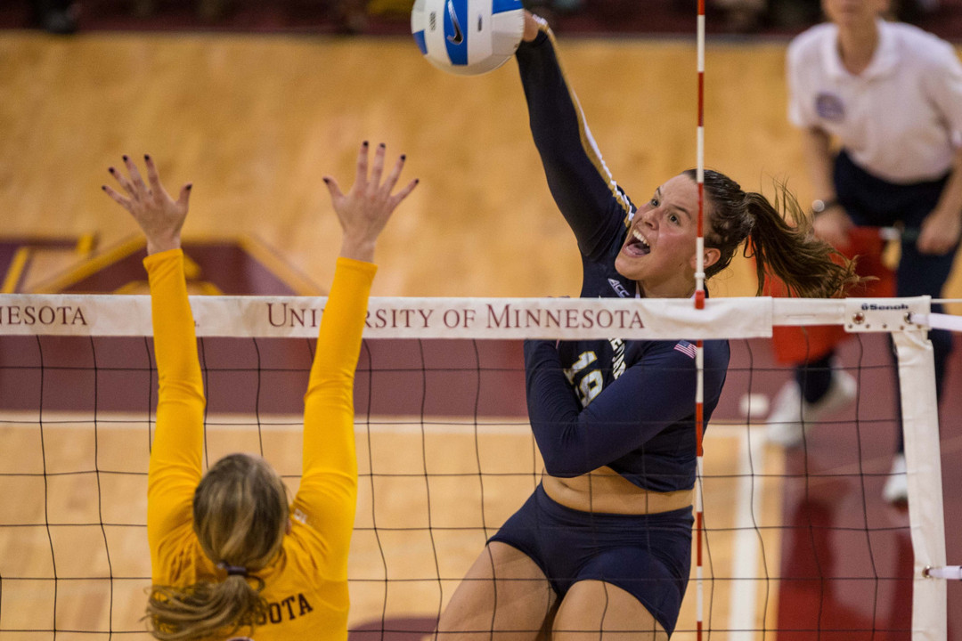 Senior Jeni Houser led the Irish in kills (7), service aces (2) and blocks (3) in Friday night's loss to Clemson.