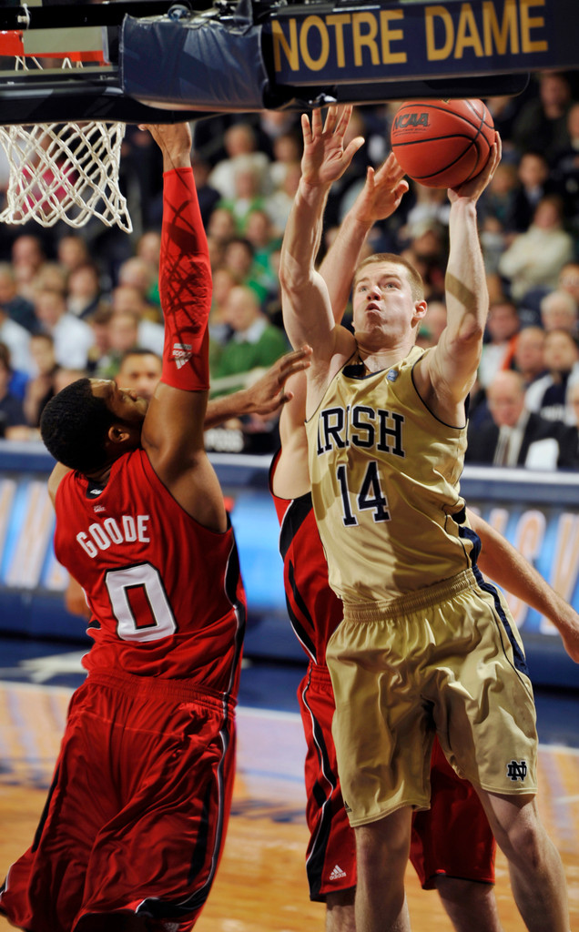 No. 8 Irish Beat No. 16 Louisville, 89-79, in OT (AP)