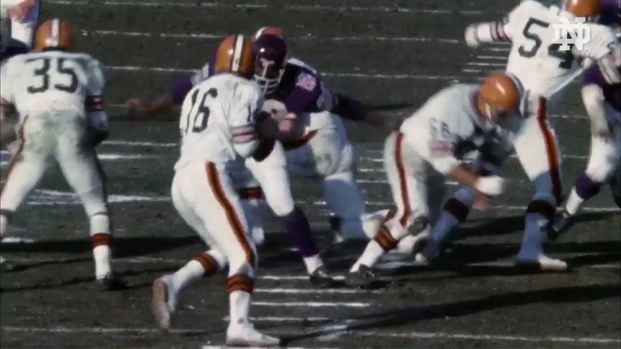 Alan Page - 2016 Moose Krause Distinguished Service Award Winner