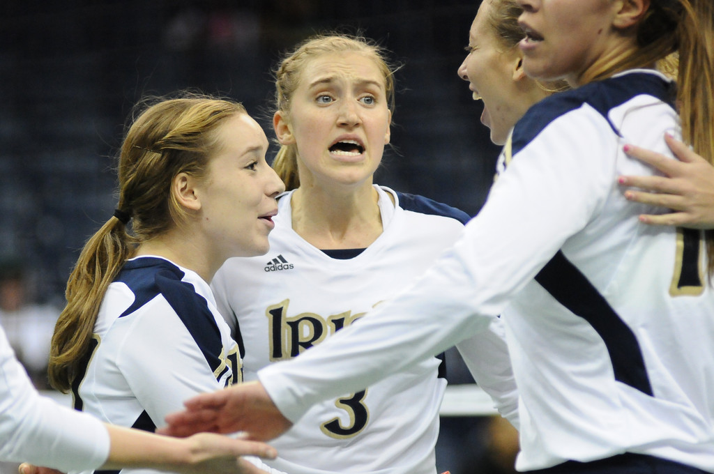 Notre Dame Volleyball vs Maquette on 09-29-2012