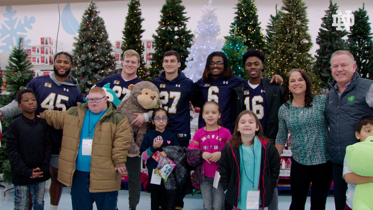 Notre Dame Fighting Irish - Official Athletics Website
