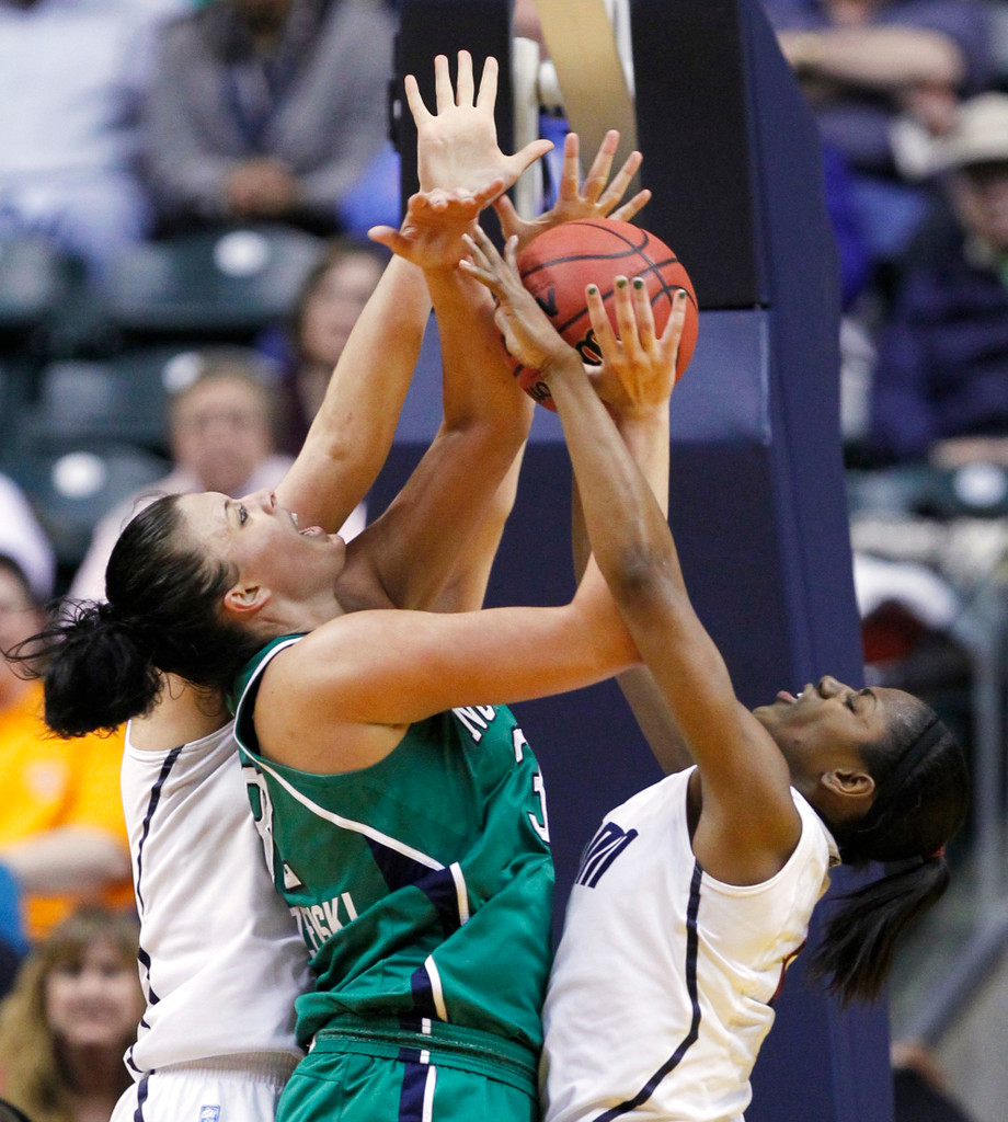 Irish Advance to Final, Topple Top-Ranked UConn 72-63 (AP)