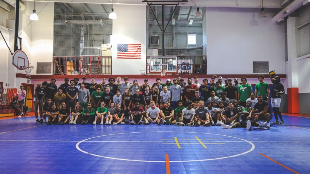 Notre Dame Fighting Irish - Official Athletics Website