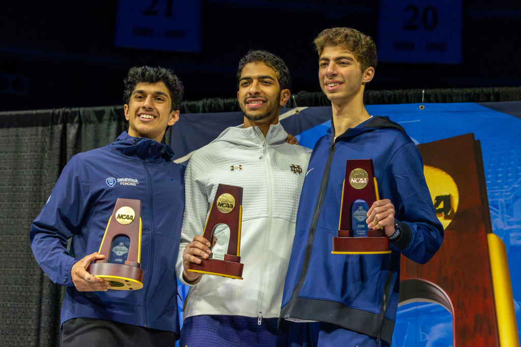 Notre Dame Fighting Irish - Official Athletics Website